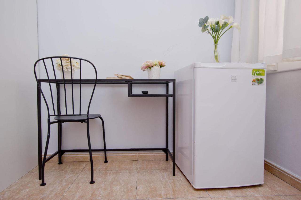 Barcelona City North Hostal Luaran gambar
