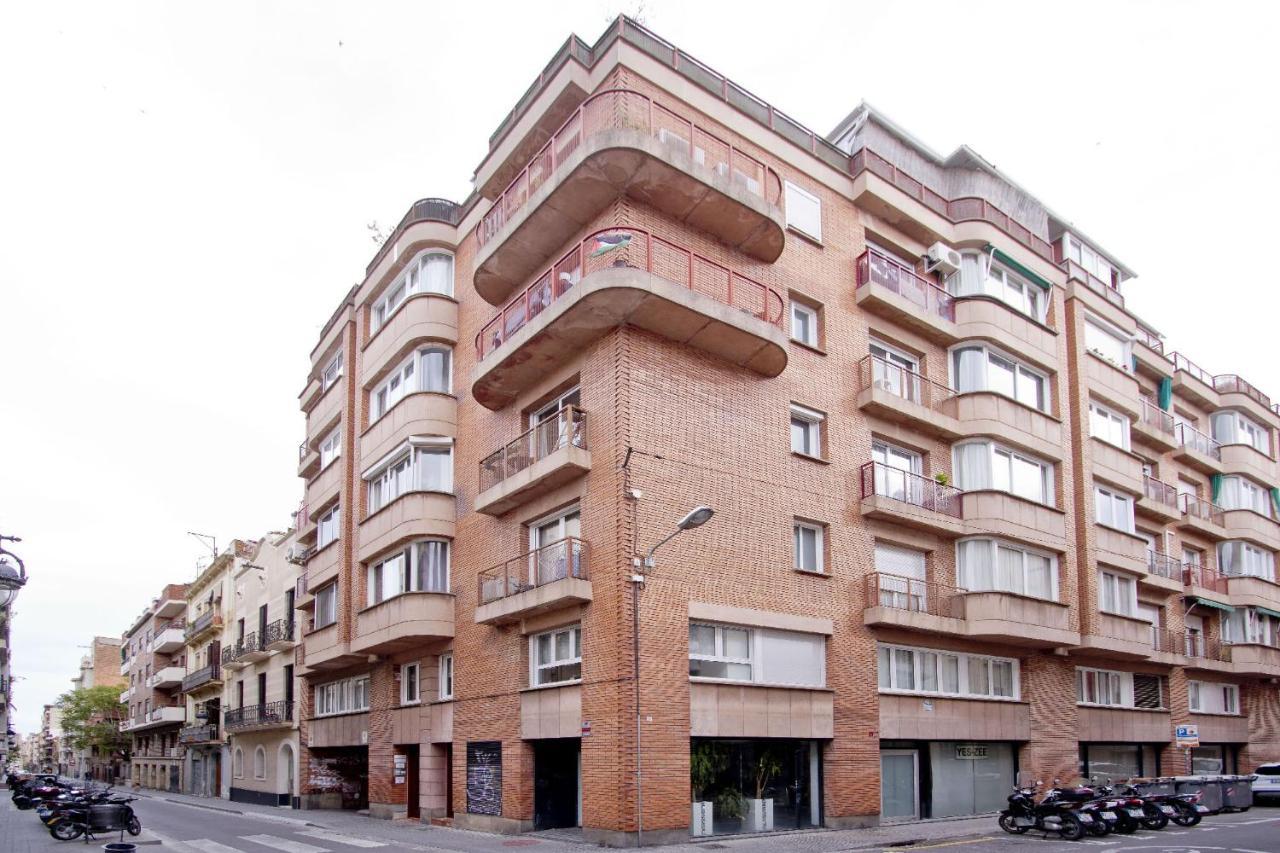Barcelona City North Hostal Luaran gambar