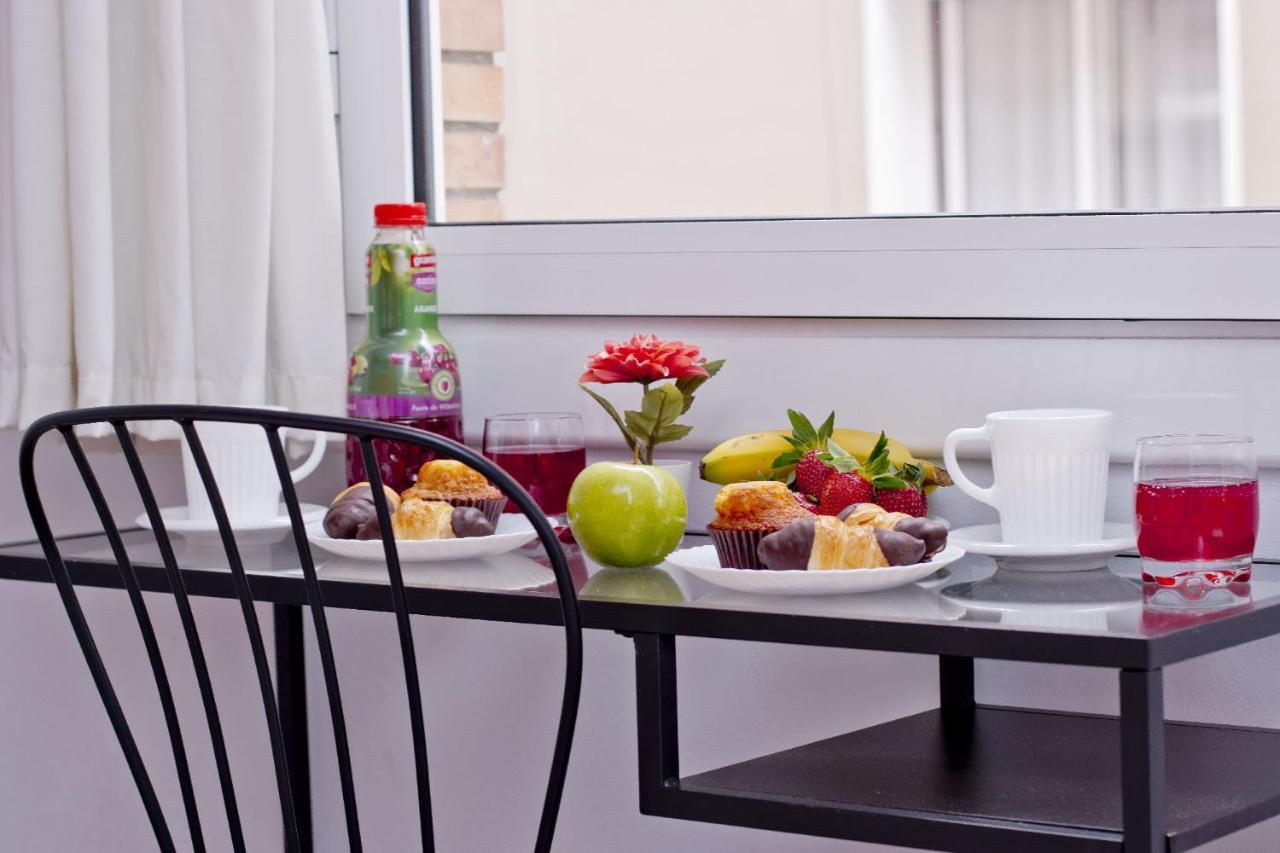 Barcelona City North Hostal Luaran gambar