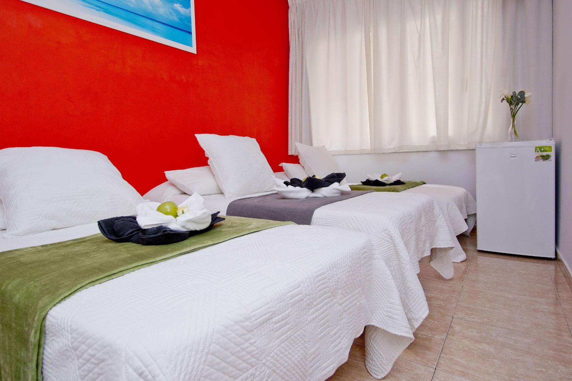 Barcelona City North Hostal Luaran gambar