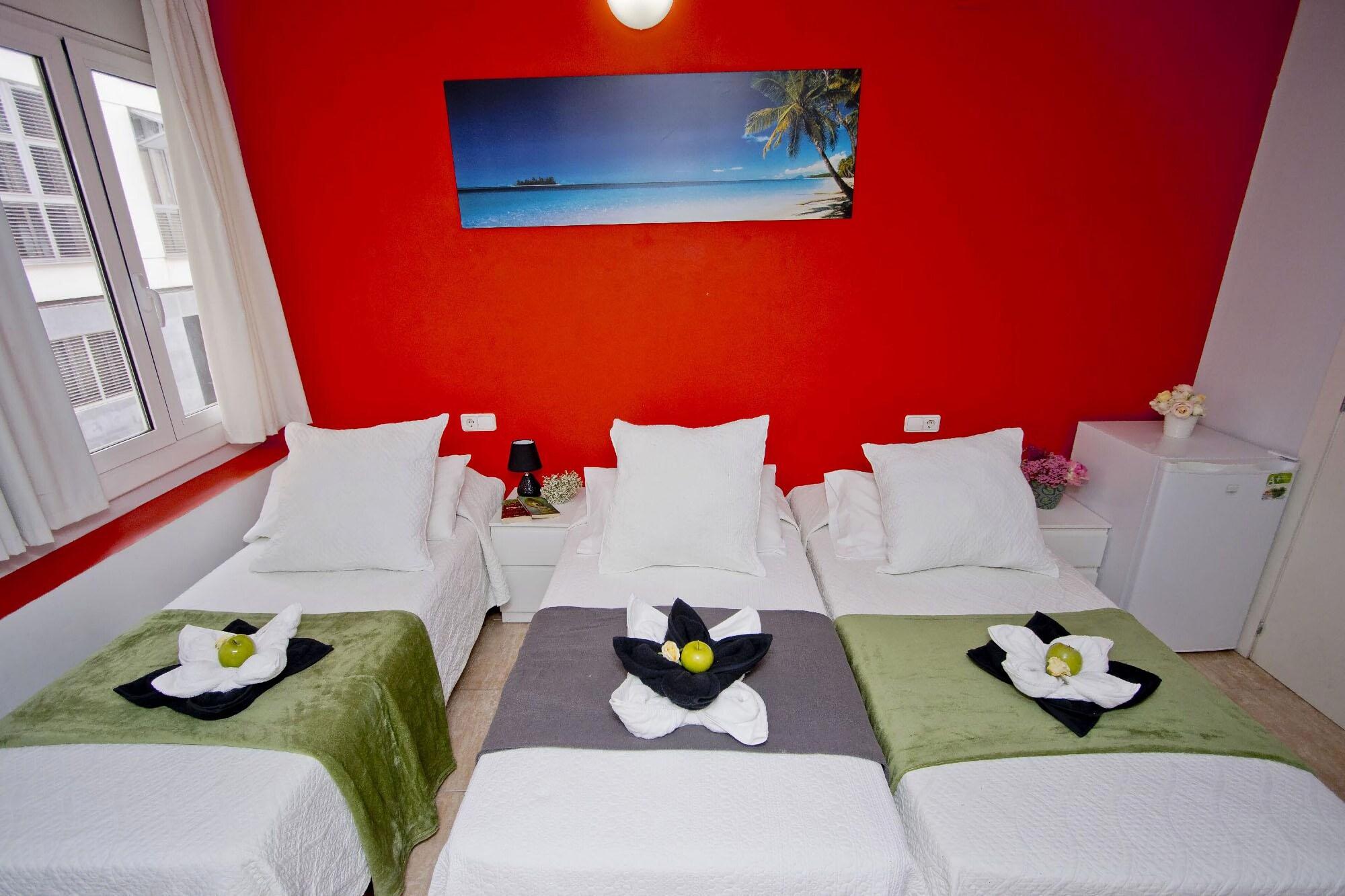 Barcelona City North Hostal Luaran gambar
